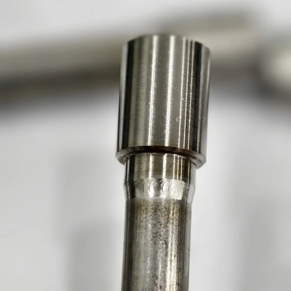 Soudage de tuyaux à joint de petit diamètre